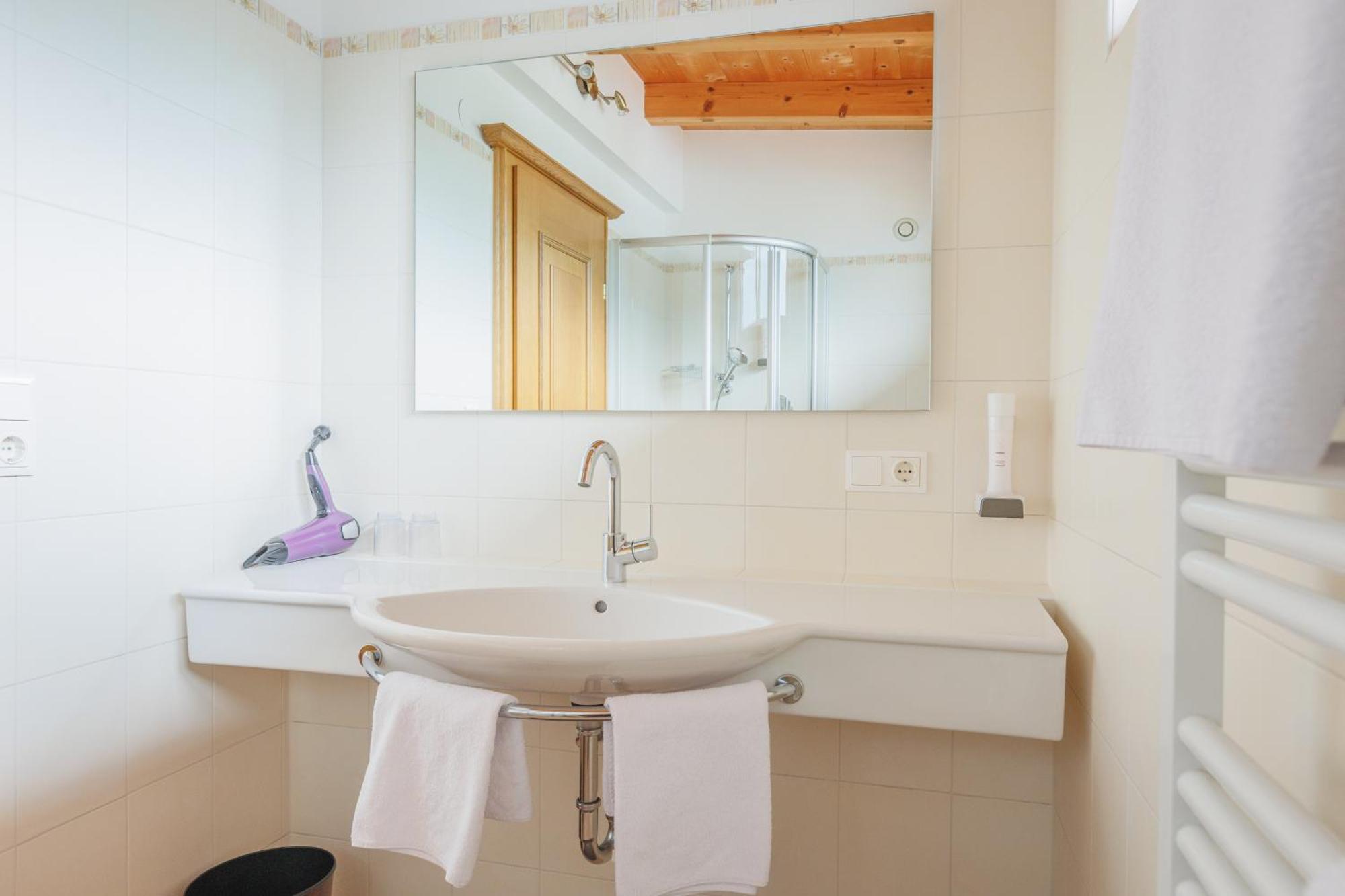 Hin&Weg Das Aparthotel Ried im Zillertal Kültér fotó