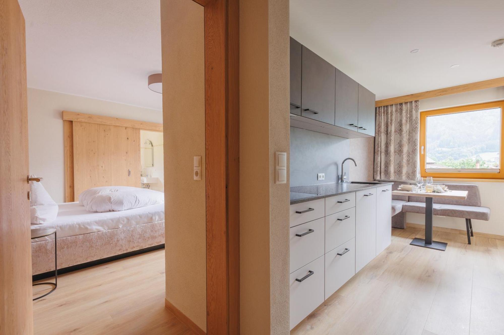 Hin&Weg Das Aparthotel Ried im Zillertal Kültér fotó