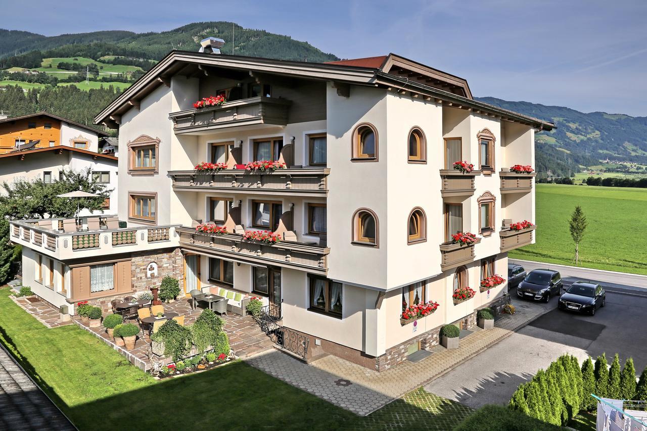 Hin&Weg Das Aparthotel Ried im Zillertal Kültér fotó